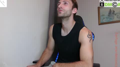 Snapshot of ianandersson27 chatting on October 6, 7:29 pm Ian Andersson online show from October 6, 7:29 pm