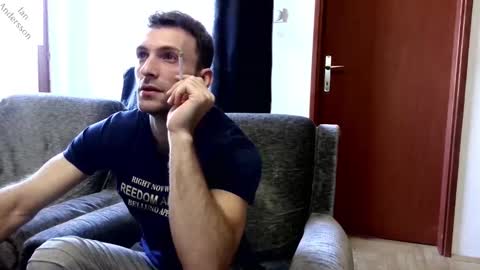 Snapshot of ianandersson27 chatting on December 30, 1:25 pm Ian Andersson online show from December 30, 1:25 pm