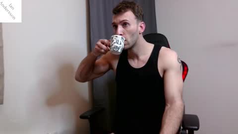 Snapshot of ianandersson27 chatting on February 23, 5:39 am Ian Andersson online show from February 23, 5:39 am