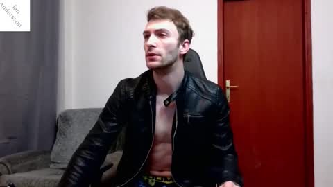 Snapshot of ianandersson27 chatting on February 16, 5:15 am Ian Andersson online show from February 16, 5:15 am
