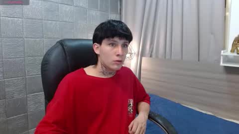 Snapshot of iancute_ chatting on October 14, 11:56 pm ian online show from October 14, 11:56 pm