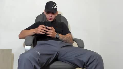iandygrasso online show from January 4, 11:43 am