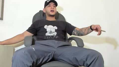 iandygrasso online show from December 12, 11:18 am