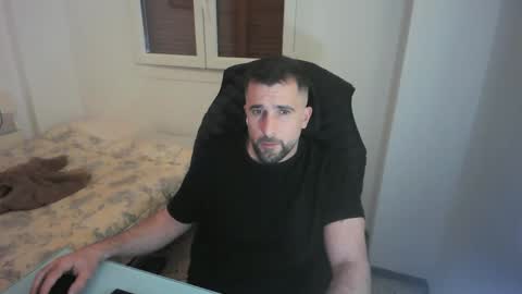 iberian_macho online show from April 14, 1:43 pm