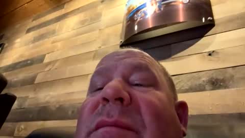 icanmakeyousquirt69 online show from April 24, 6:38 am