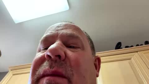 icanmakeyousquirt69 online show from April 14, 6:40 pm