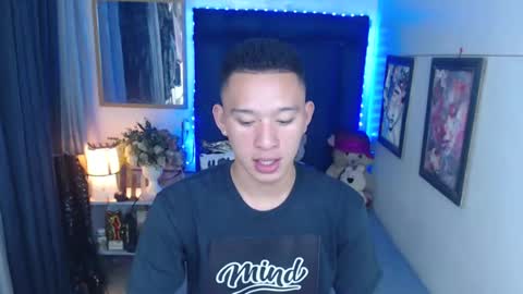 Snapshot of iconicmateo chatting on January 16, 8:25 pm Mateo online show from January 16, 8:25 pm