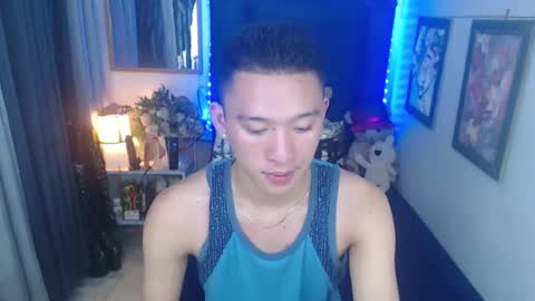 Snapshot of iconicmateo chatting on January 24, 8:02 am Mateo online show from January 24, 8:02 am