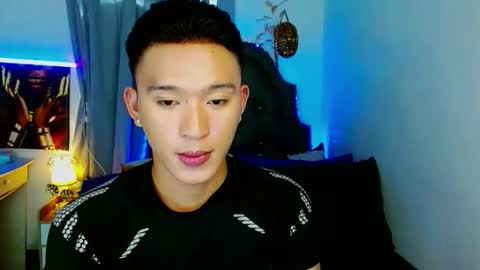 Snapshot of iconicmateo chatting on September 12, 6:46 am Mateo online show from September 12, 6:46 am