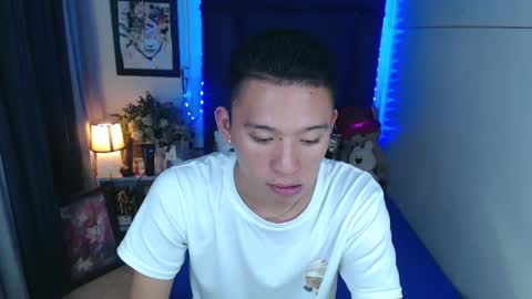 Snapshot of iconicmateo chatting on January 11, 7:06 am Mateo online show from January 11, 7:06 am