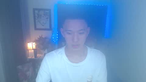 Snapshot of iconicmateo chatting on December 23, 10:12 pm Mateo online show from December 23, 10:12 pm
