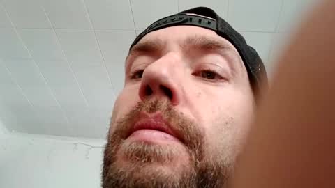 Snapshot of icyfucktoy chatting on January 3, 6:14 pm icyfucktoy online show from January 3, 6:14 pm