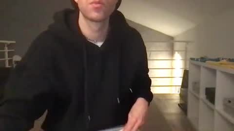 Snapshot of icyninesix chatting on December 20, 1:36 am icyninesix online show from December 20, 1:36 am