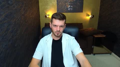 IkerGale online show from November 1, 11:25 am