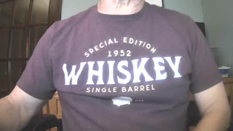 Snapshot of il_undercover chatting on December 14, 12:33 pm il_undercover online show from December 14, 12:33 pm