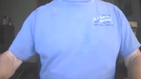 Snapshot of il_undercover chatting on October 18, 10:53 am il_undercover online show from October 18, 10:53 am