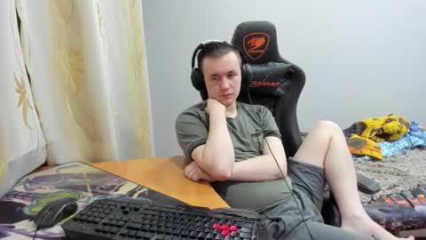 Snapshot of iliaskrislove chatting on October 26, 7:49 pm iliaskris online show from October 26, 7:49 pm