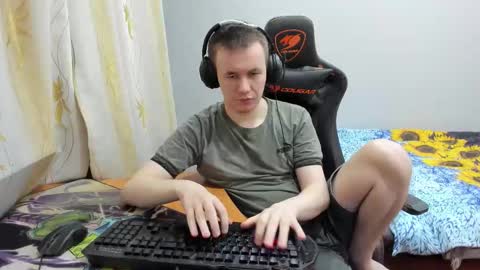 Snapshot of iliaskrislove chatting on October 24, 6:31 pm iliaskris online show from October 24, 6:31 pm