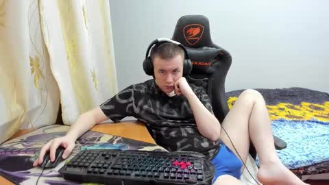 Snapshot of iliaskrislove chatting on October 14, 1:45 am iliaskris online show from October 14, 1:45 am