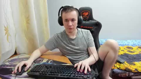 Snapshot of iliaskrislove chatting on October 28, 12:13 am iliaskris online show from October 28, 12:13 am