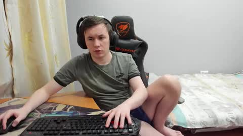 iliaskris online show from February 3, 2:53 am