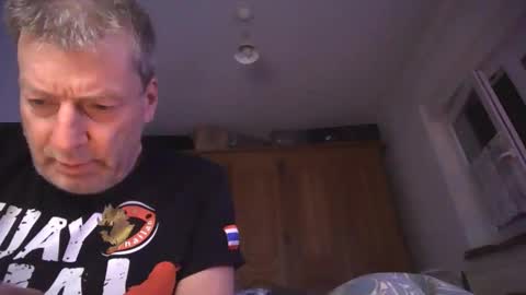 iliebetight online show from May 16, 11:47 pm