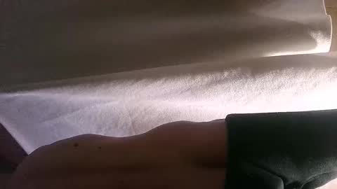 illubricat online show from February 17, 6:12 am