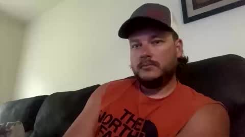 ilovefishing4 online show from April 18, 11:37 pm