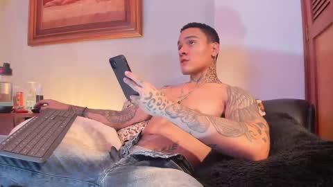 im_dominike online show from February 13, 11:15 pm