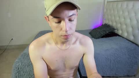 IM EMILIANOLUX online show from October 25, 8:10 pm