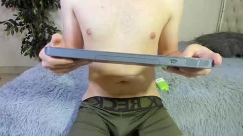 IM EMILIANOLUX online show from October 29, 12:02 am