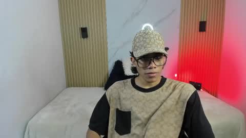 im_matthewscott online show from April 9, 7:53 pm