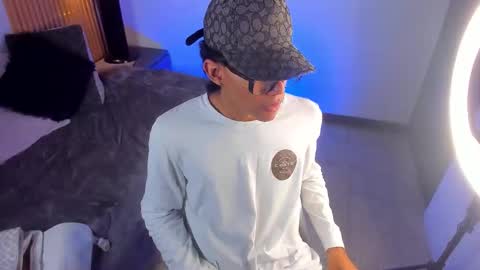 im_matthewscott online show from March 17, 7:49 pm