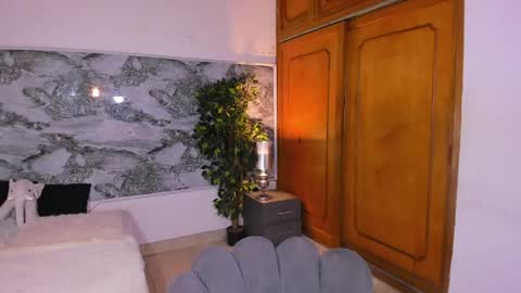 im_sebaslopez online show from May 2, 5:43 am