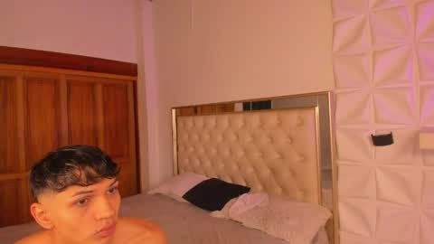 im_sebaslopez online show from May 9, 12:17 pm