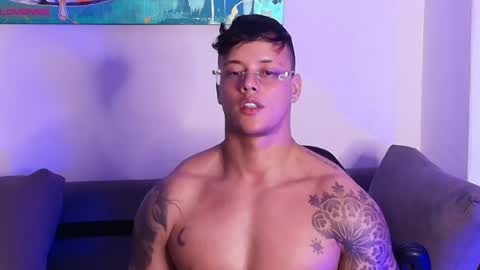 imconor online show from May 20, 11:44 pm