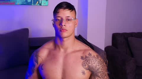 imconor online show from April 1, 10:40 pm