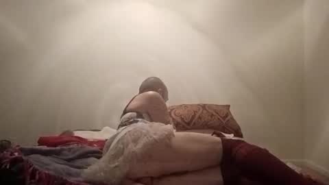 imdown2party online show from April 25, 6:27 am