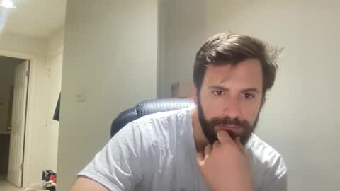 imightgetnaked online show from May 8, 2:23 am