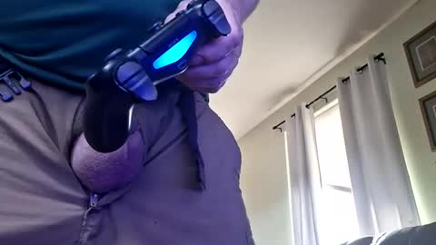 Iminyourroom online show from May 2, 1:41 am