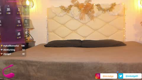 Camilo Lodge online show from December 10, 3:08 am