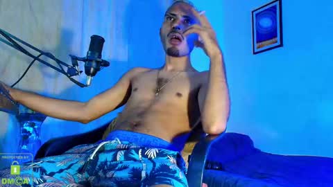 Snapshot of imyourg0d chatting on September 14, 8:55 pm Daniel thumb up me please its important Im new INDEPENDENT MODEL online show from September 14, 8:55 pm