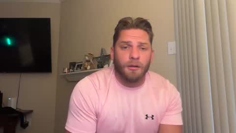 Snapshot of inamate93 chatting on October 29, 1:14 pm Inmate1993 online show from October 29, 1:14 pm