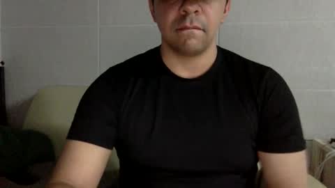 Inchesofhappiness7 online show from November 11, 1:38 pm