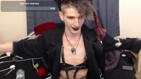 Snapshot of incubussy_x chatting on January 12, 4:42 am Incubussy X online show from January 12, 4:42 am