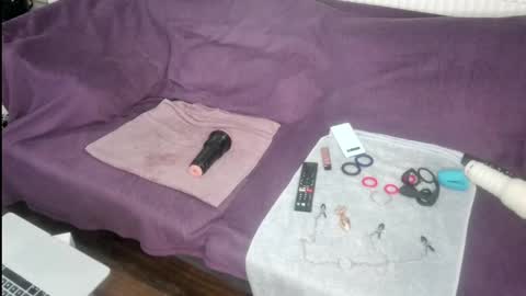 indian_exhibitionist online show from May 2, 11:07 pm