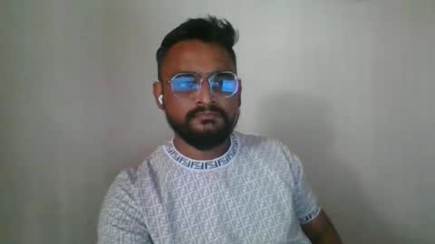 Snapshot of indianlover1433 chatting on February 1, 6:32 am Indian lover online show from February 1, 6:32 am