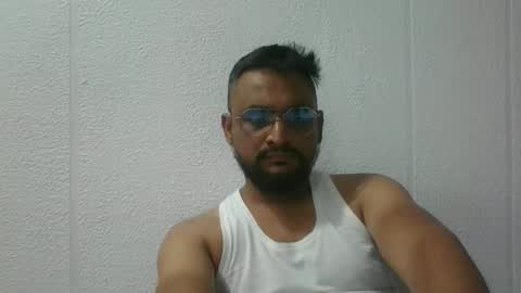 Snapshot of indianlover1433 chatting on September 12, 6:24 am Indian lover online show from September 12, 6:24 am