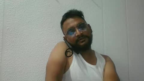 Snapshot of indianlover1433 chatting on September 16, 6:03 am Indian lover online show from September 16, 6:03 am