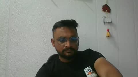 Indian lover online show from October 23, 6:28 am